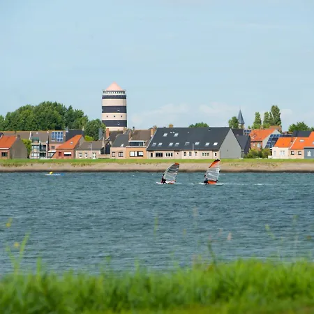 Casa vacanze Vissershuisje 09-01 With Parking By Interhome