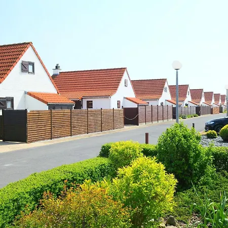 Vissershuisje 09-01 With Parking By Interhome