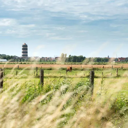 Vissershuisje 09-01 With Parking By Interhome