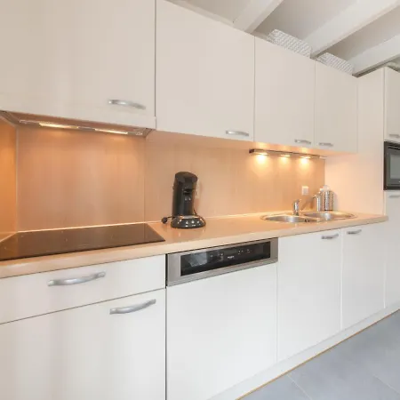 Semesterbostad Vissershuisje 09-01 With Parking By Interhome Bredene