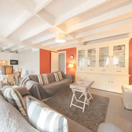 Vissershuisje 09-01 With Parking By Interhome Semesterbostad Bredene